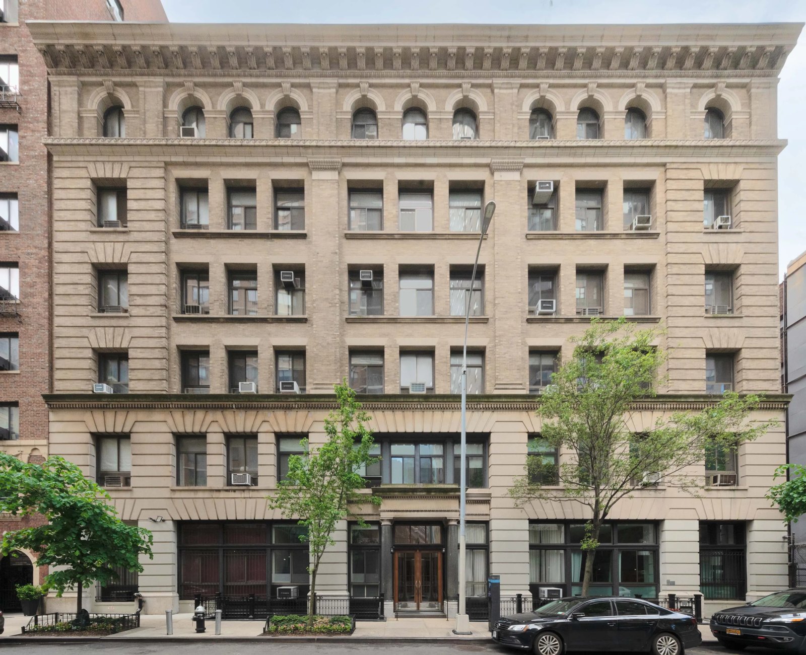 303 Mercer apartments at 303 Mercer St