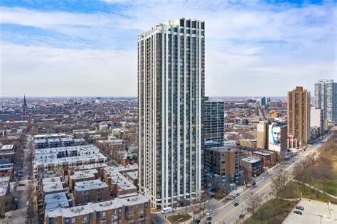 Eugenie Terrace apartments at 1730 N Clark St