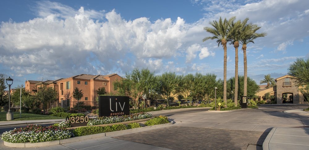 Liv Avenida, Chandler