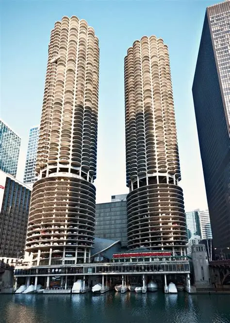 Marina City apartments at 300 N State St